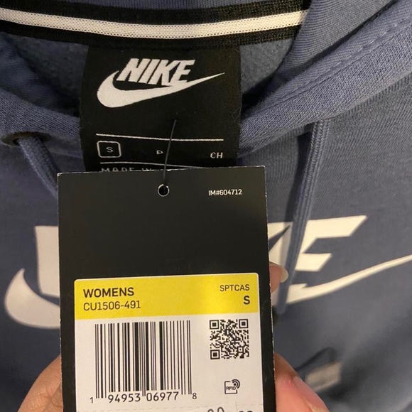 Nike hoodie - Picture 3 of 3